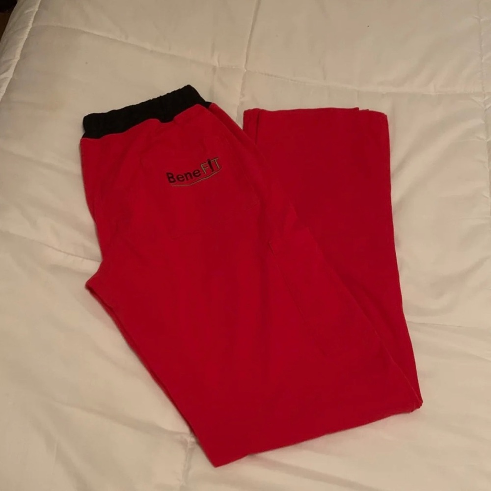 BeneFIT helix scrub pants size medium